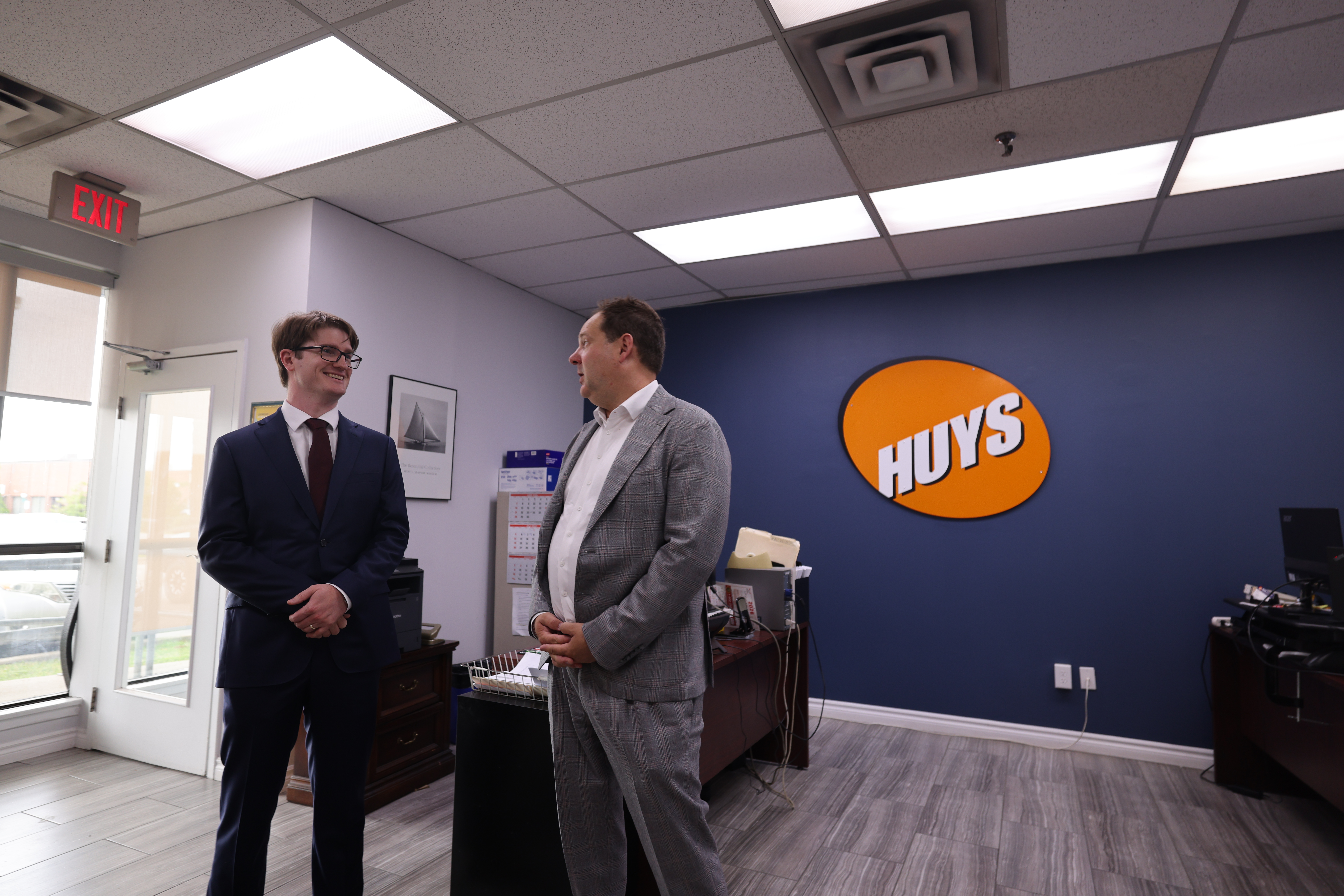 Federal Investment to Support Local Business in Etobicoke North 210a7668